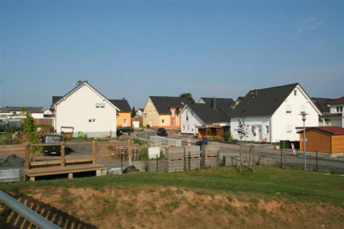 Blick vom Spielplatz auf den Wechmarer Ring